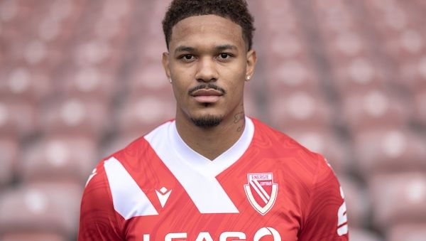 «Schande»: Cottbuser Fußballer Justin Butler von Rassismusvorfall schockiert