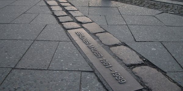 Ostdeutsche halten Begriff "neue Bundesländer" für veraltet