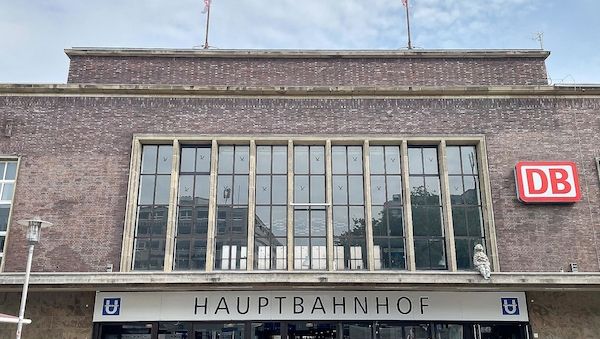 Bundespolizei nimmt Taschendiebe am Düsseldorfer Hauptbahnhof fest