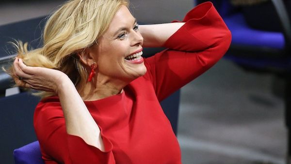 Bundestagspräsidentin spricht sich für Bundespräsidentin aus