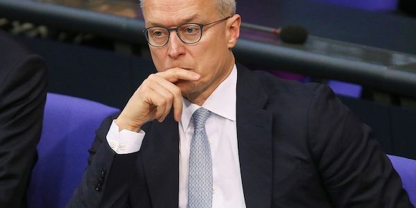 Wildberger nennt 5 Milliarden Euro als Ziel für Bürokratieabbau