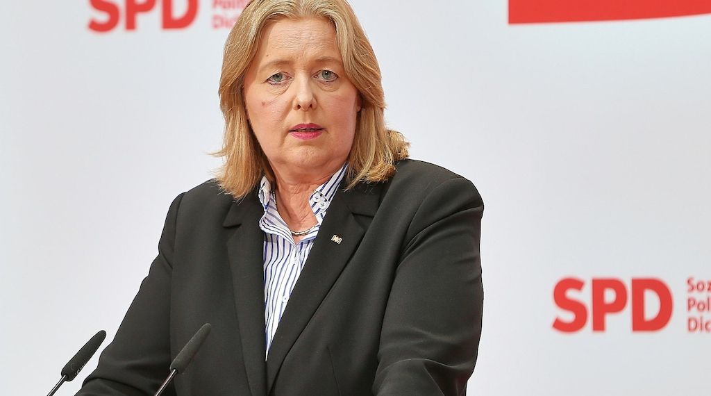 Bas bekennt sich zur deutschen Stahlindustrie