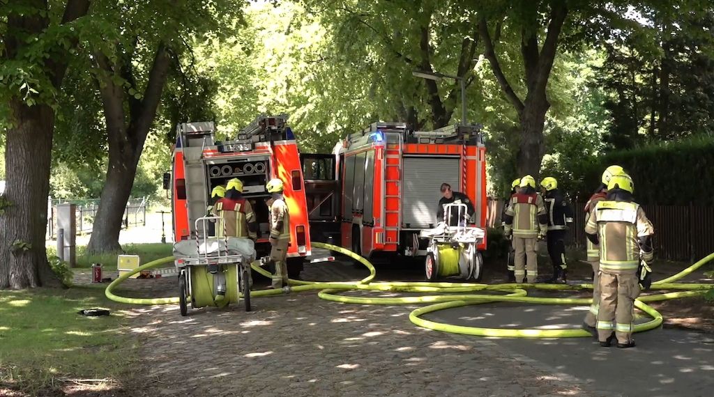 Mann bei Hausbrand in Berlin-Staaken gestorben