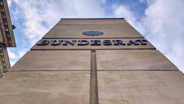 Bund und Länder bleiben bei Kompensationsmechanismus uneinig