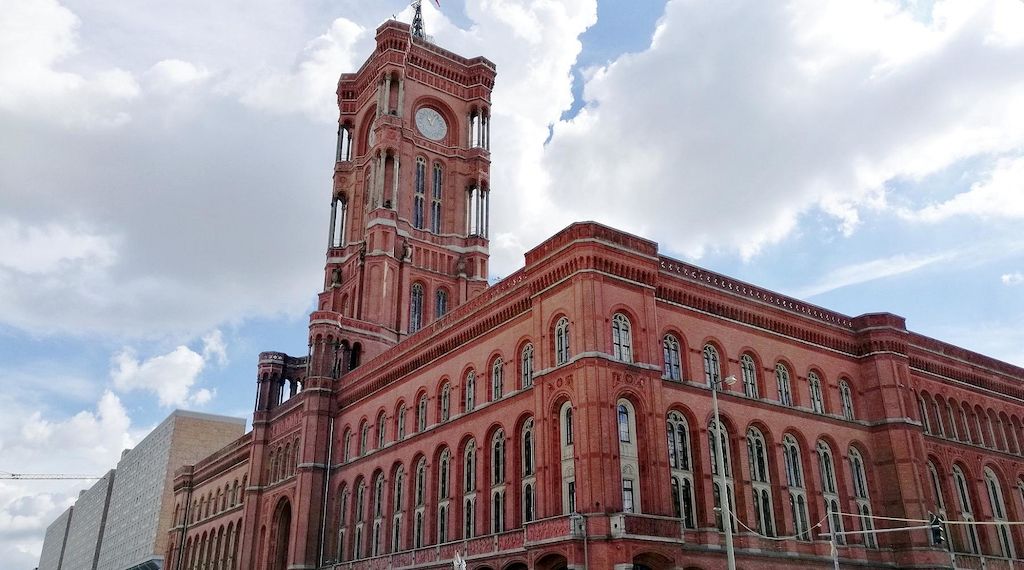 Berlin vergibt 82 Recherchestipendien für Bildende Kunst