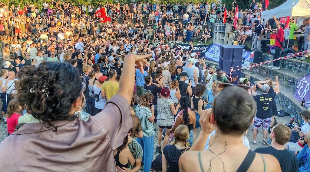 "Rave against the Zaun" wird zur Anti-Israel-Demo