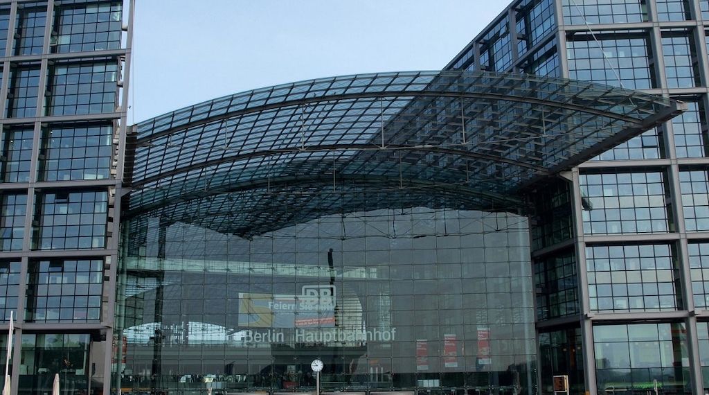 Zwei Männer nach Attacke am Berliner Hauptbahnhof festgenommen