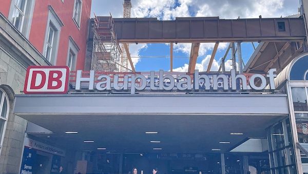 Neue mobile Videotürme im Münchner Bahnhofsviertel