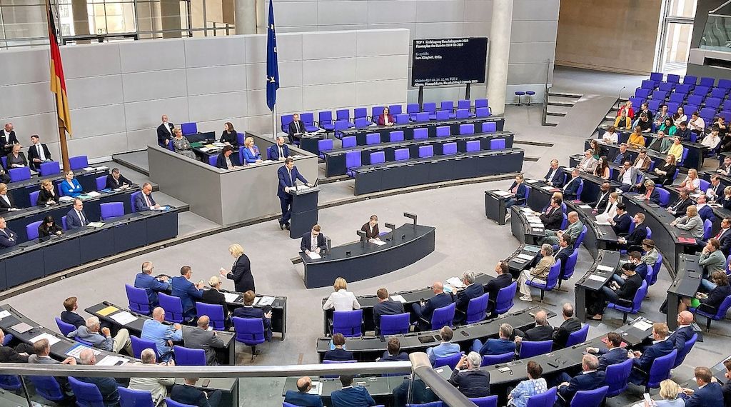 Linke gegen Bundestagssondersitzung für Richterwahl