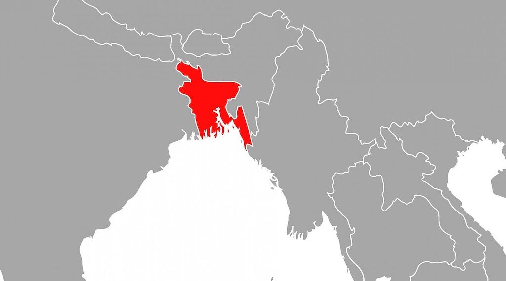 Militärflugzeug stürzt in Bangladesch auf Schule - Viele Tote