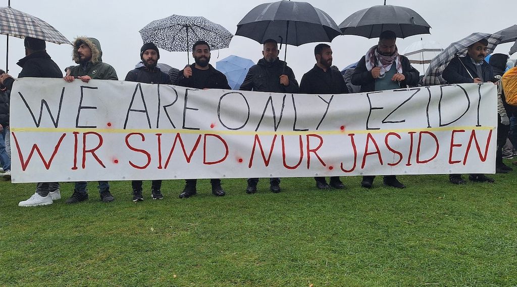 Grüne dringen auf Bleibeperspektive für Jesiden in Deutschland