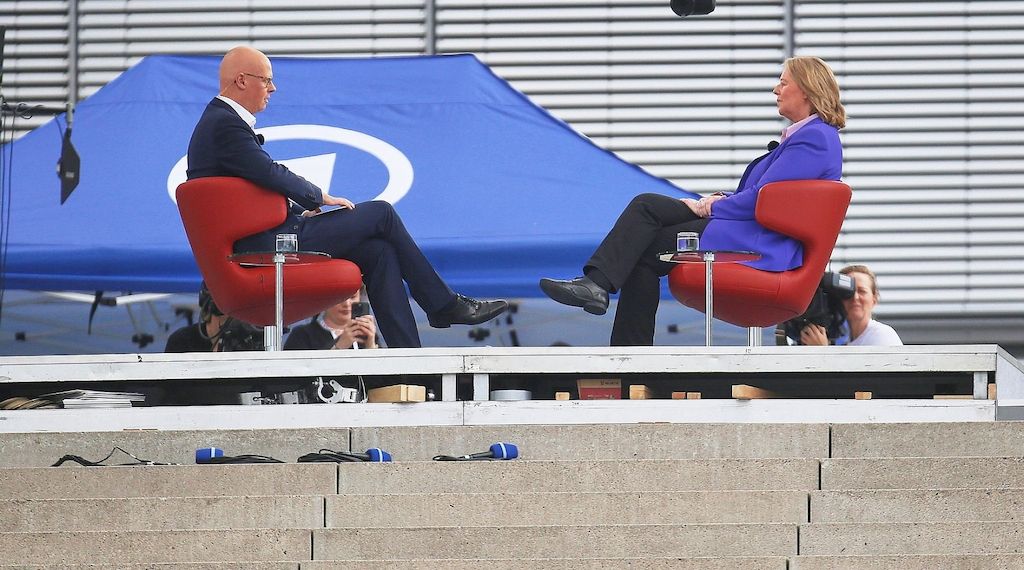 "Sommerinterview" mit Bas begleitet von Protesten aufgezeichnet