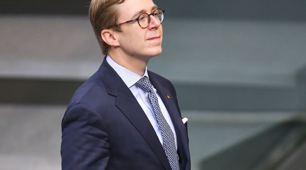 Amthor will Bürokratiekosten um 16 Milliarden Euro pro Jahr senken