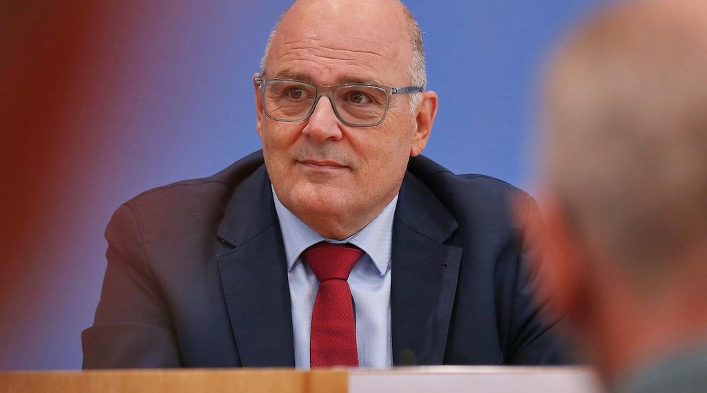 BDA-Hauptgeschäftsführer verschärft Kritik am Tariftreuegesetz