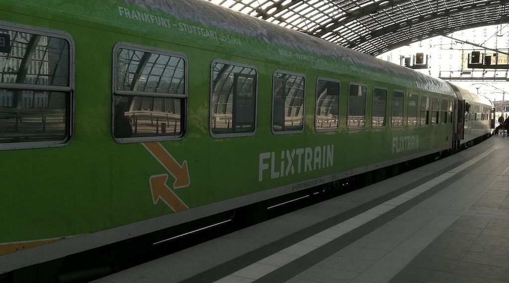 Flix will mit neuen Zügen Preise der Deutschen Bahn unterbieten