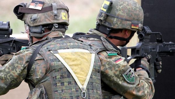 Frei: Sicherheitslage erlaubt beim Wehrdienst keine Verzögerung