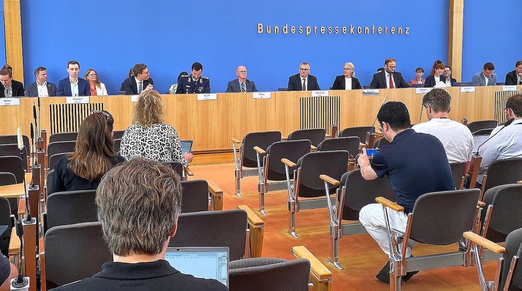 Berlin nimmt Schulterschluss von Xi, Putin und Kim "zur Kenntnis"