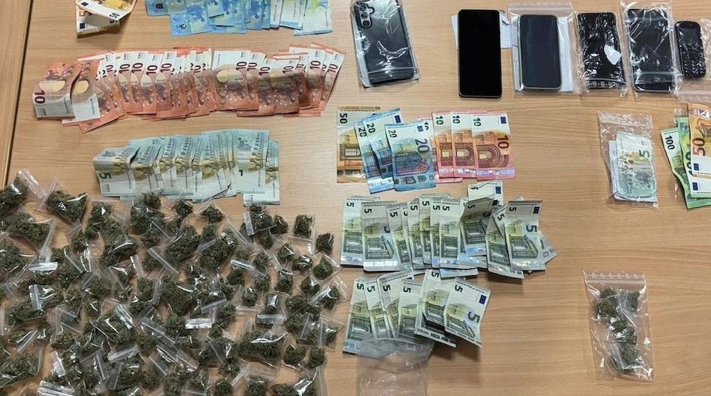 Polizei fasst Dealer in Bremer Wallanlagen