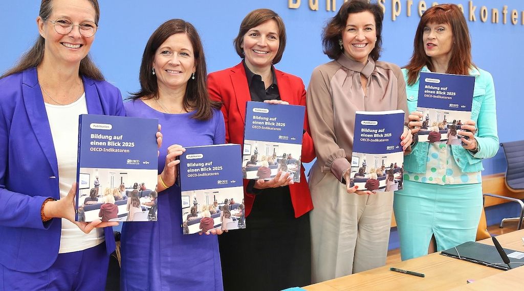 OECD-Studie: Bildungsniveau auf Allzeithoch - Barrieren bleiben