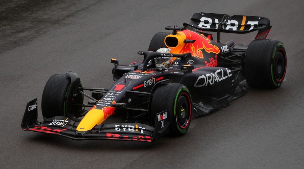 Verstappen gewinnt F1-Rennen in Baku - Piastri früh ausgeschieden