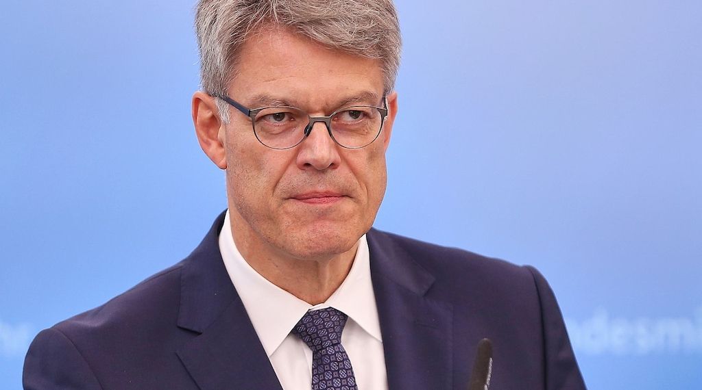 Verkehrsminister erwartet Sanierung von Autobahnbrücken bis 2032