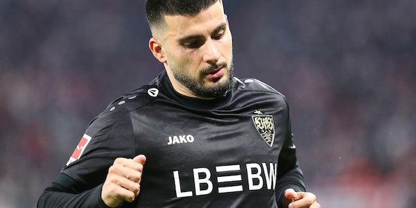 1. Bundesliga: Stuttgart dreht Spiel gegen Augsburg spät