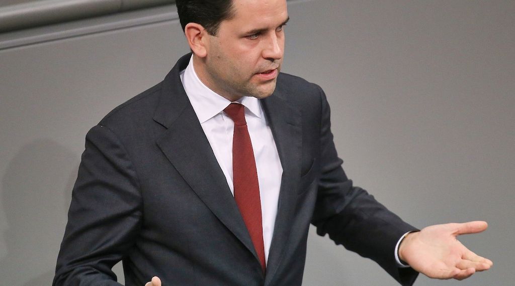 JU macht im Rentenstreit Druck auf Merz