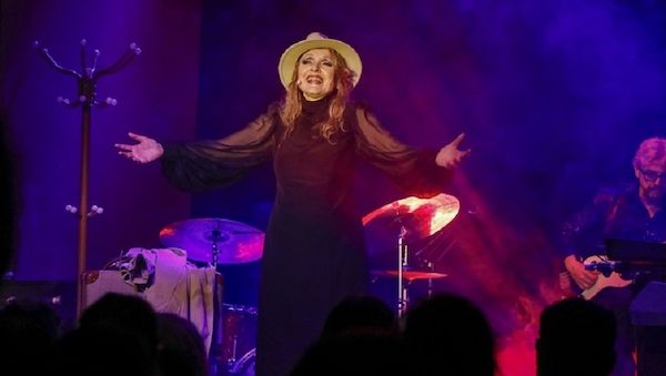 "FÜR MICH SOLL´S ROTE ROSEN REGNEN" Hildegard Knef zum 100. Geburtstag 