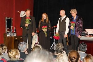 "FÜR MICH SOLL´S ROTE ROSEN REGNEN" Hildegard Knef zum 100. Geburtstag  Bild 2