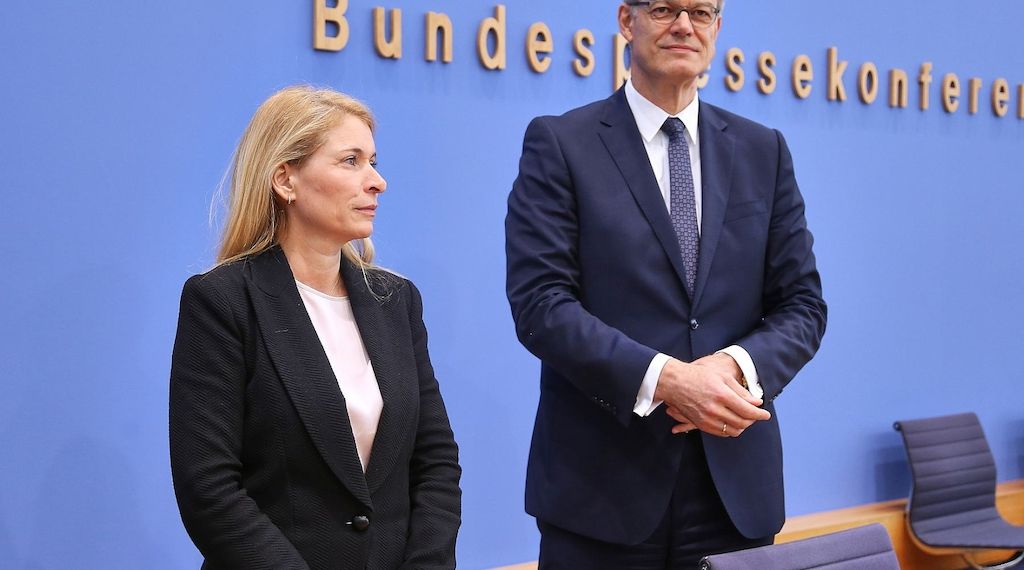 Schnieder bestätigt: Evelyn Palla wird neue Bahn-Chefin