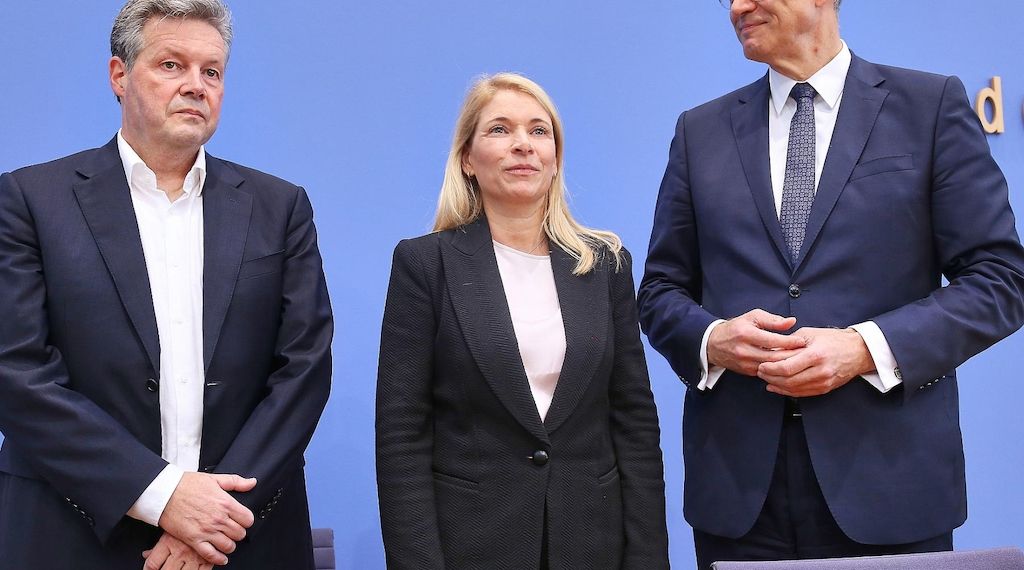 Schnieder bedauert Rompf-Rückzug - EVG zufrieden