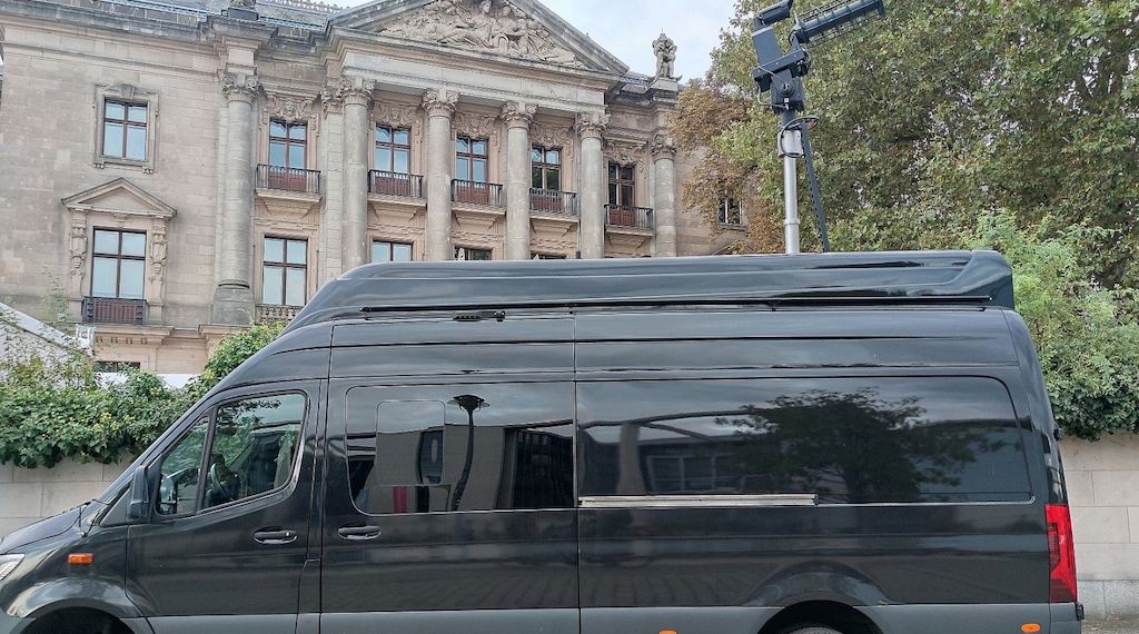 Dobrindt fordert mehr Geld für Drohnen-Abwehr