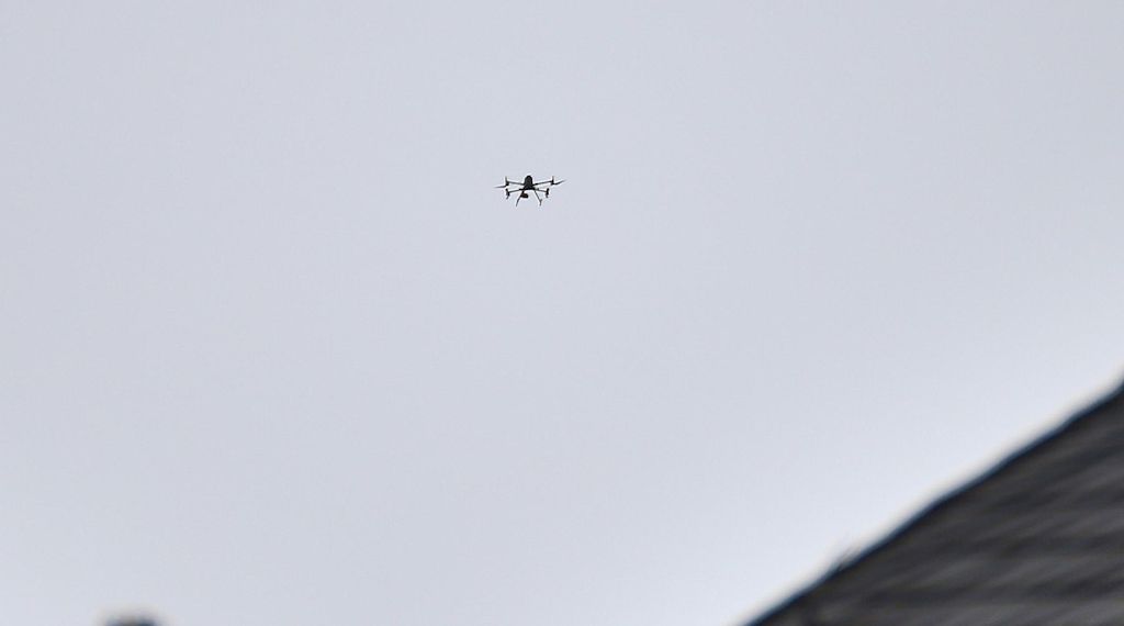 Linke will Drohnen stören statt abschießen