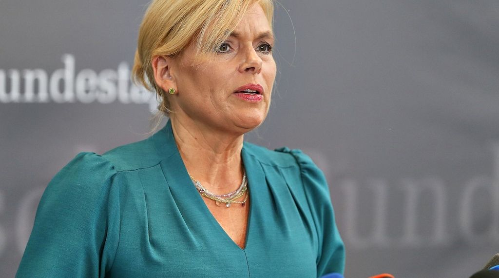 Klöckner hält schärfere Regeln im Bundestag für dringend notwendig