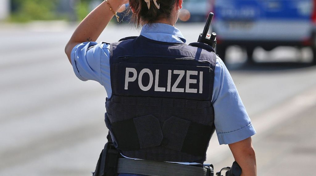 Häusliche Gewalt: Hubig will Täter elektronisch überwachen