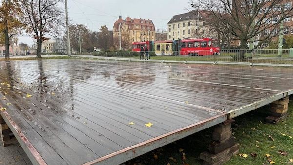 Cottbus bekommt Eisbahn auf Weihnachtsmarkt