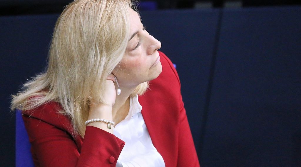 Gesundheitsministerin ermuntert Bürger zum Kassenwechsel