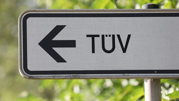 Verdi-Mitglieder stimmen Tarifergebnis beim TÜV Bund zu