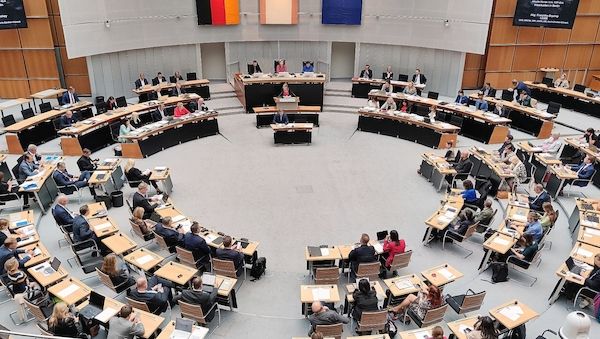 Linke und Grüne beantragen Untersuchungsausschuss zu Fördergeldaffäre