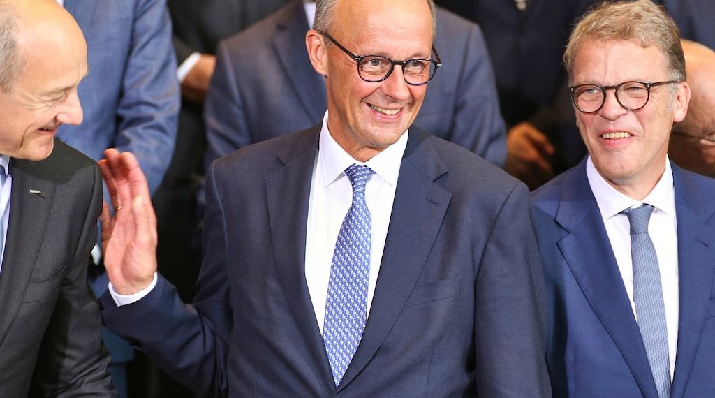 Linke kritisiert "Investitionsgipfel": "Großunternehmen hofiert"