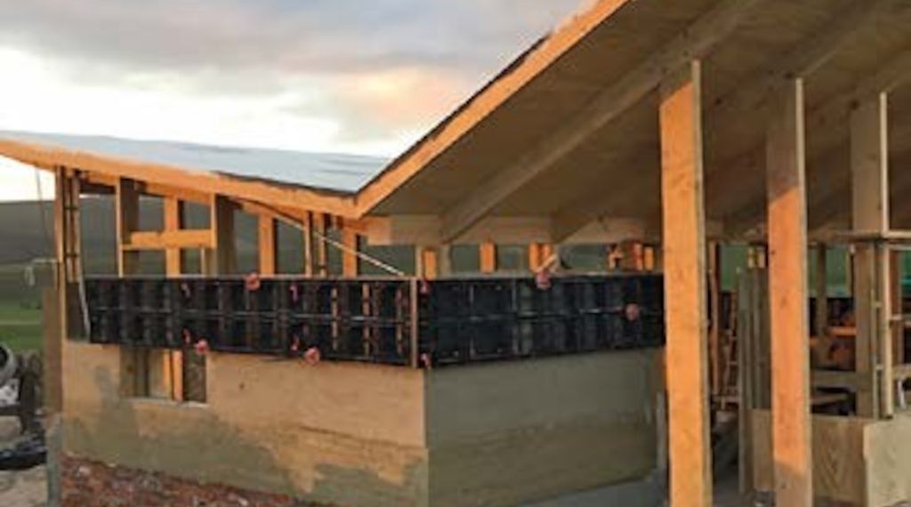 Innovatives und Nachhaltiges Bauen mit Industriehanf und GEOPANEL Schalungen