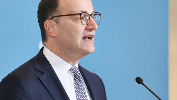 Spahn wirft Berliner Linken Antisemitismus vor