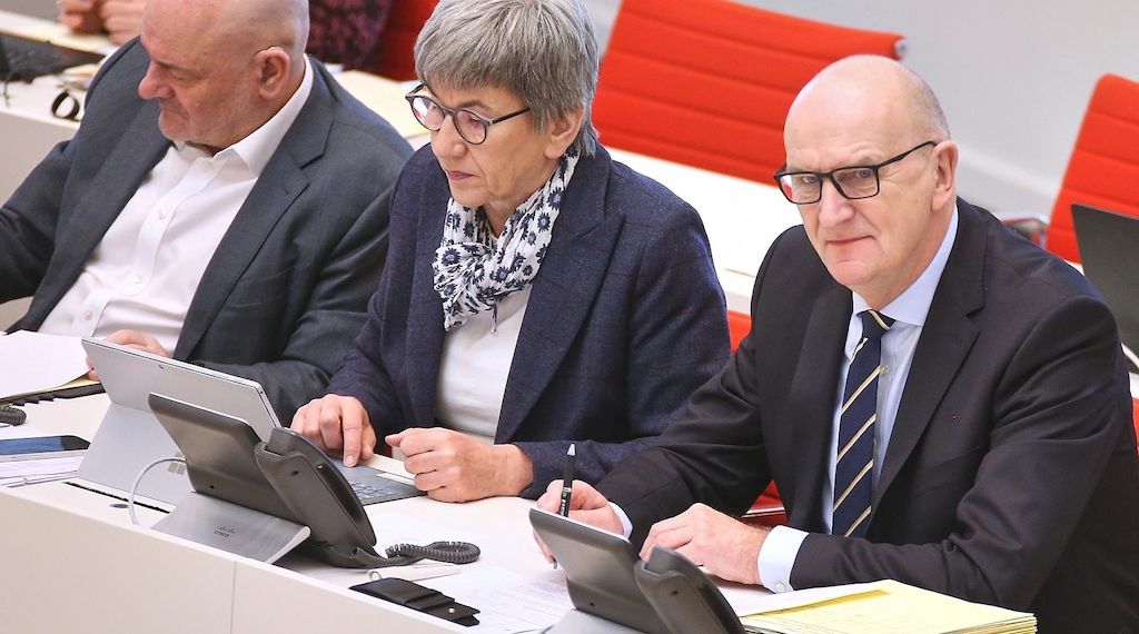 Brandenburger Koalition will Frist für Kommunalabschlüsse verlängern