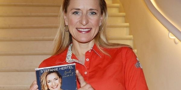 Stefanie Hertel: 40-jähriges Bühnen-Jubiläum und eine neue CD
