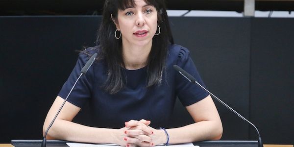 Linke kürt Eralp zur Spitzenkandidatin für Berlin-Wahl