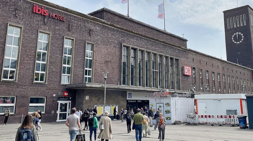 Bundespolizei sichert gefährliche Gegenstände im Düsseldorfer Hauptbahnhof