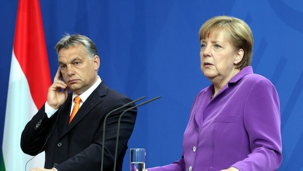 Orbán lobt Merkel und kritisiert Merz