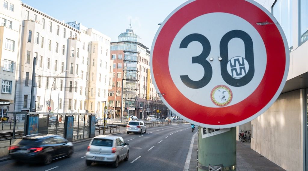 Berliner-Senat beschließt kommende Woche Aufhebung von Tempolimits