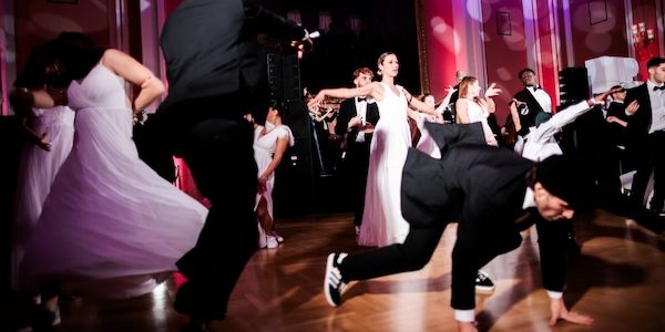 Hip-Hop-Ball feierte mit Kai Wegner im Roten Rathaus