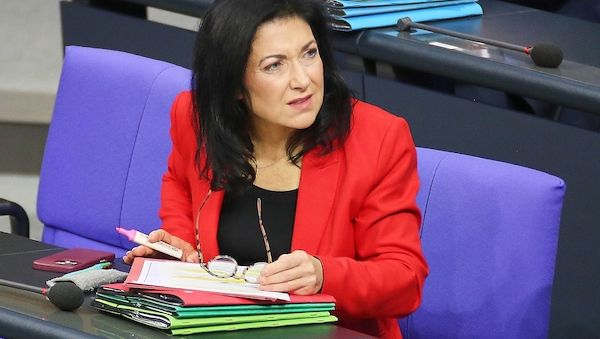 Reiche stellt sich hinter Rentenpaket der Bundesregierung